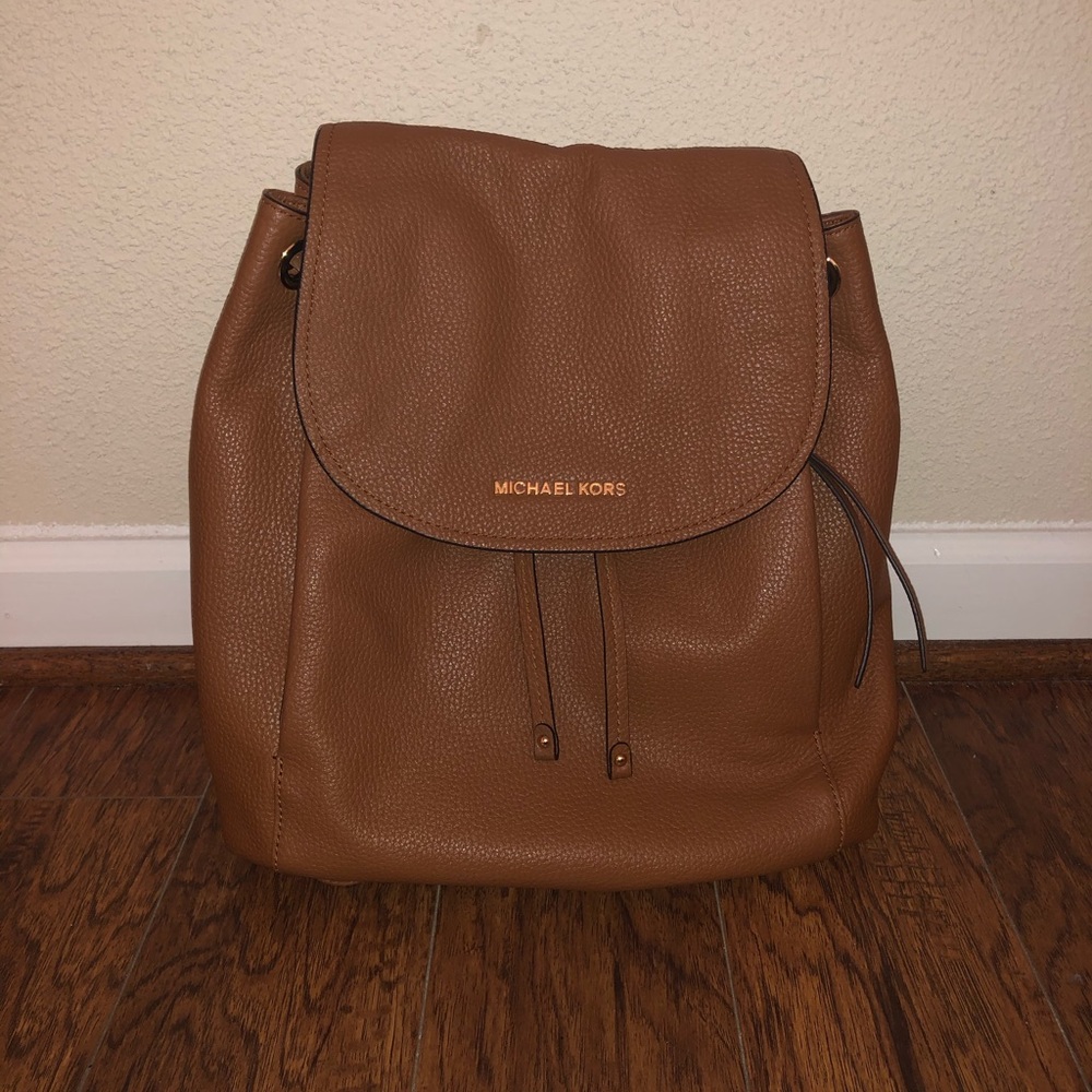 Michael kors back pack